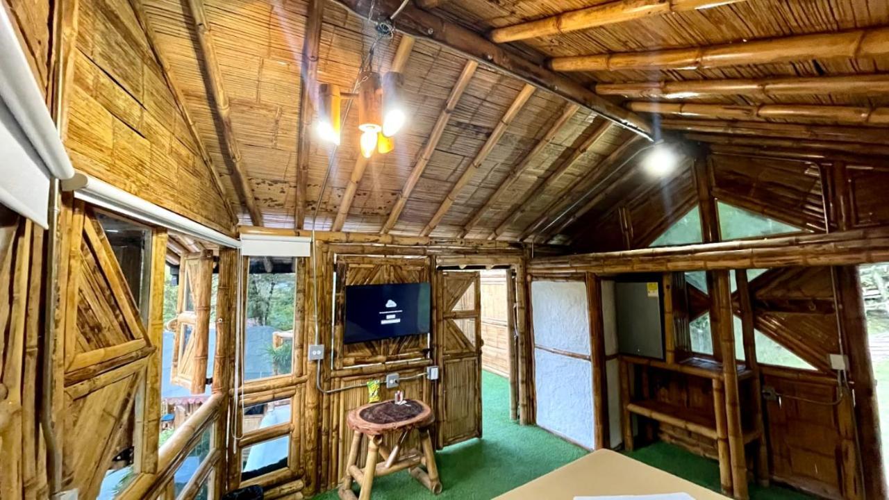Hosteria El Sendero - Кокорна Екстериор снимка