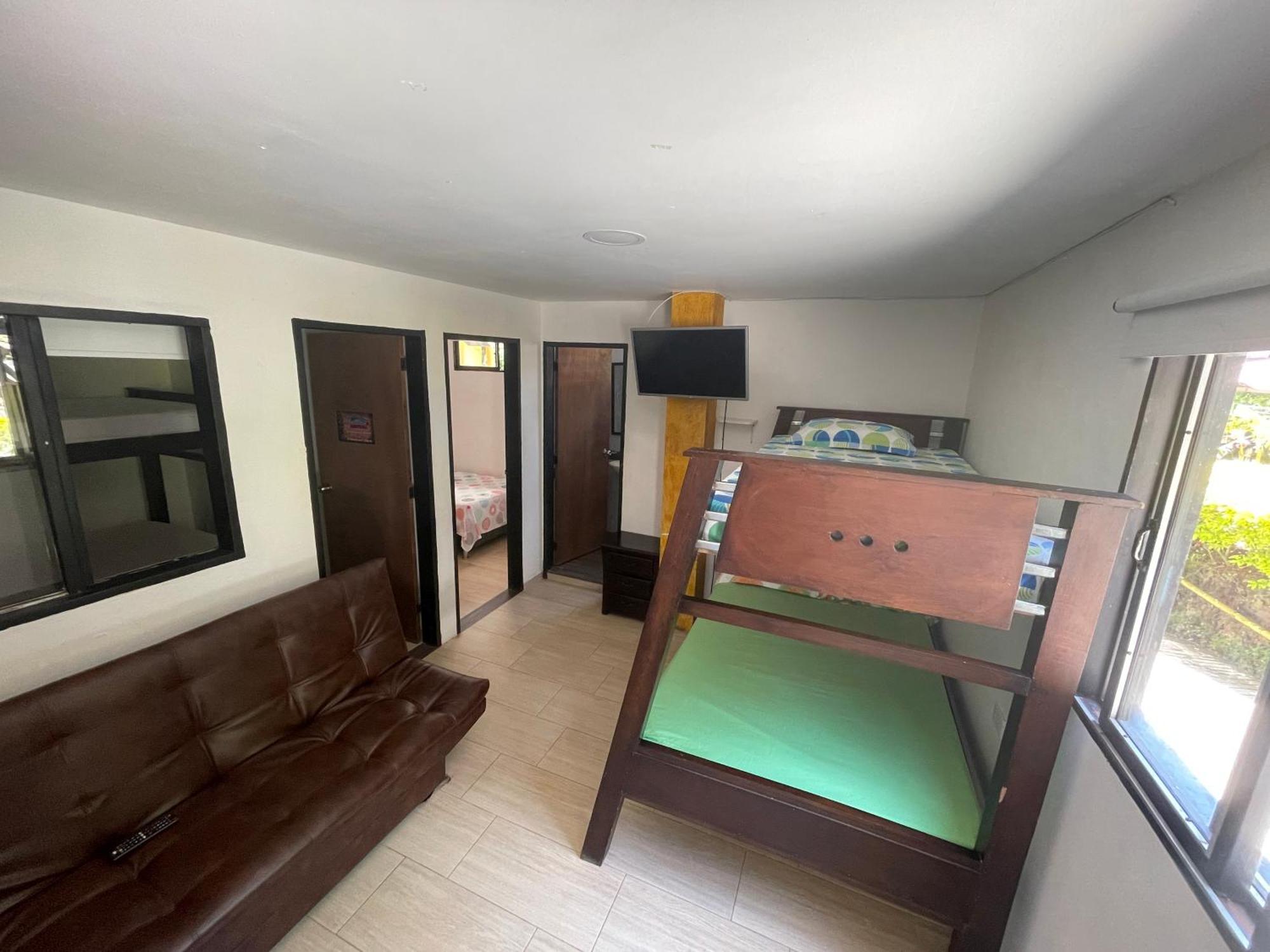 Hosteria El Sendero - Кокорна Екстериор снимка