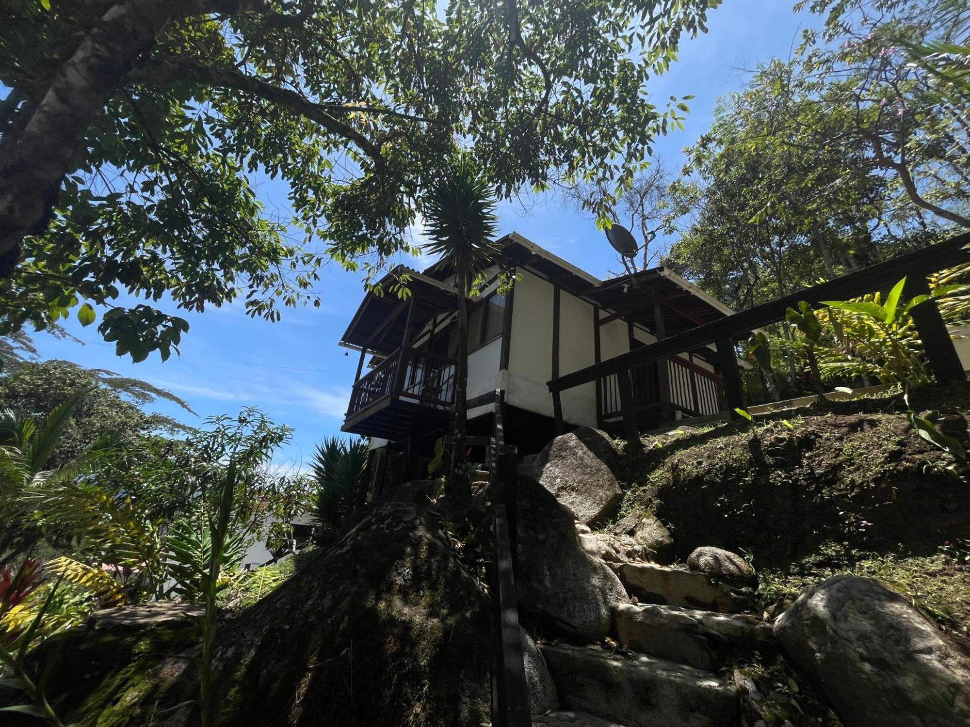 Hosteria El Sendero - Кокорна Екстериор снимка