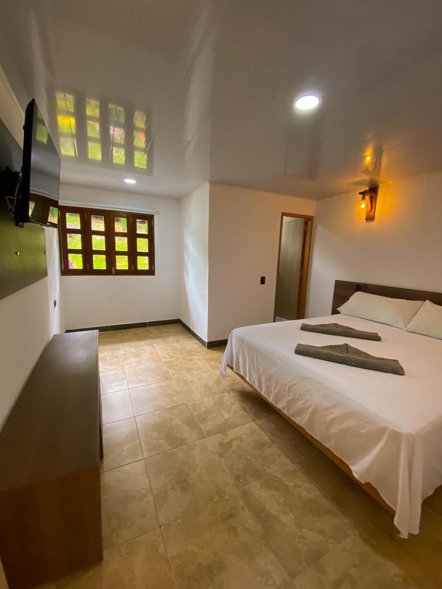 Hosteria El Sendero - Кокорна Екстериор снимка