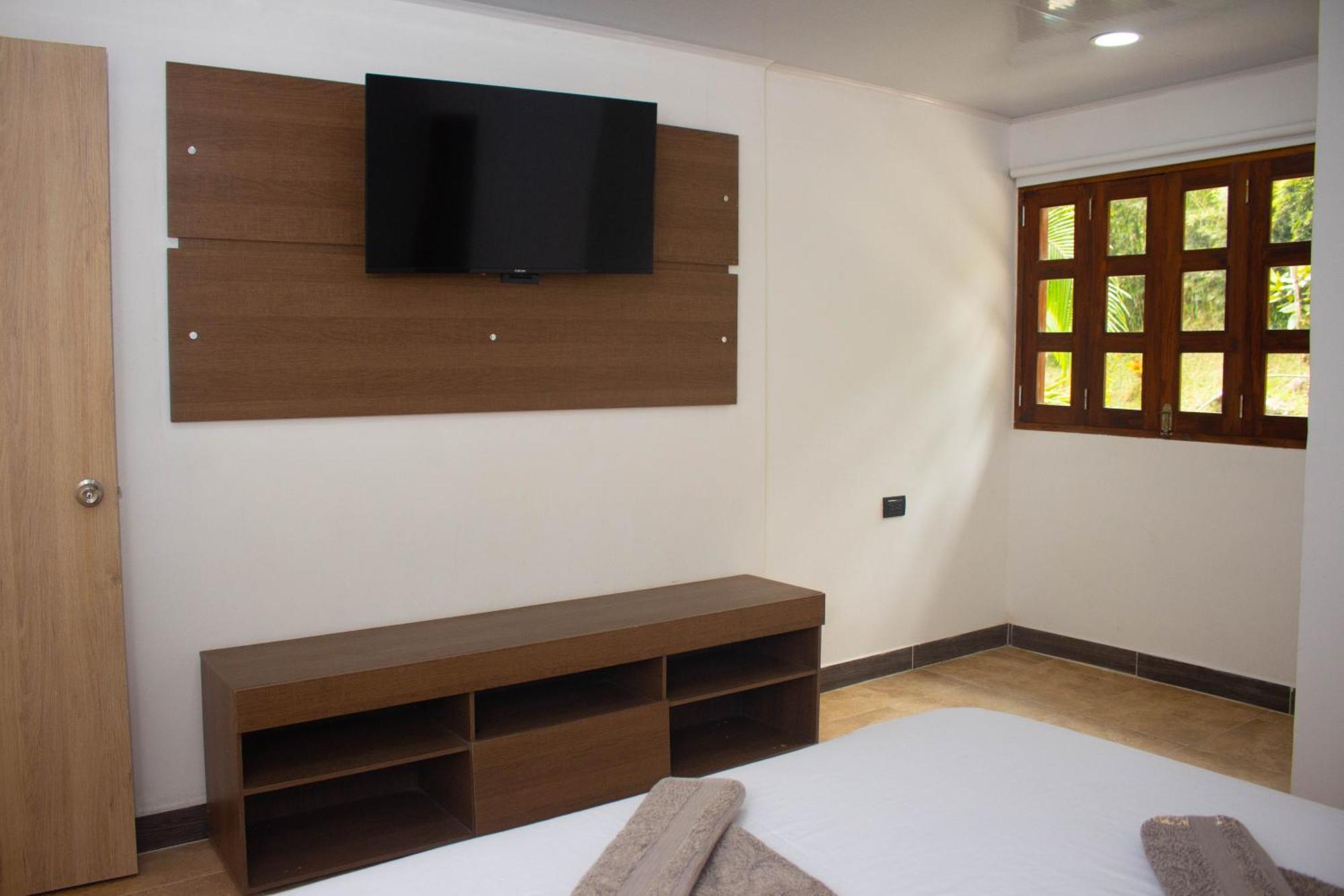 Hosteria El Sendero - Кокорна Екстериор снимка